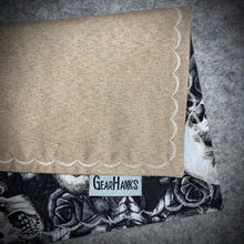 Load image into Gallery viewer, Skulls N' Roses