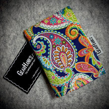 Load image into Gallery viewer, Poppin' Paisley
